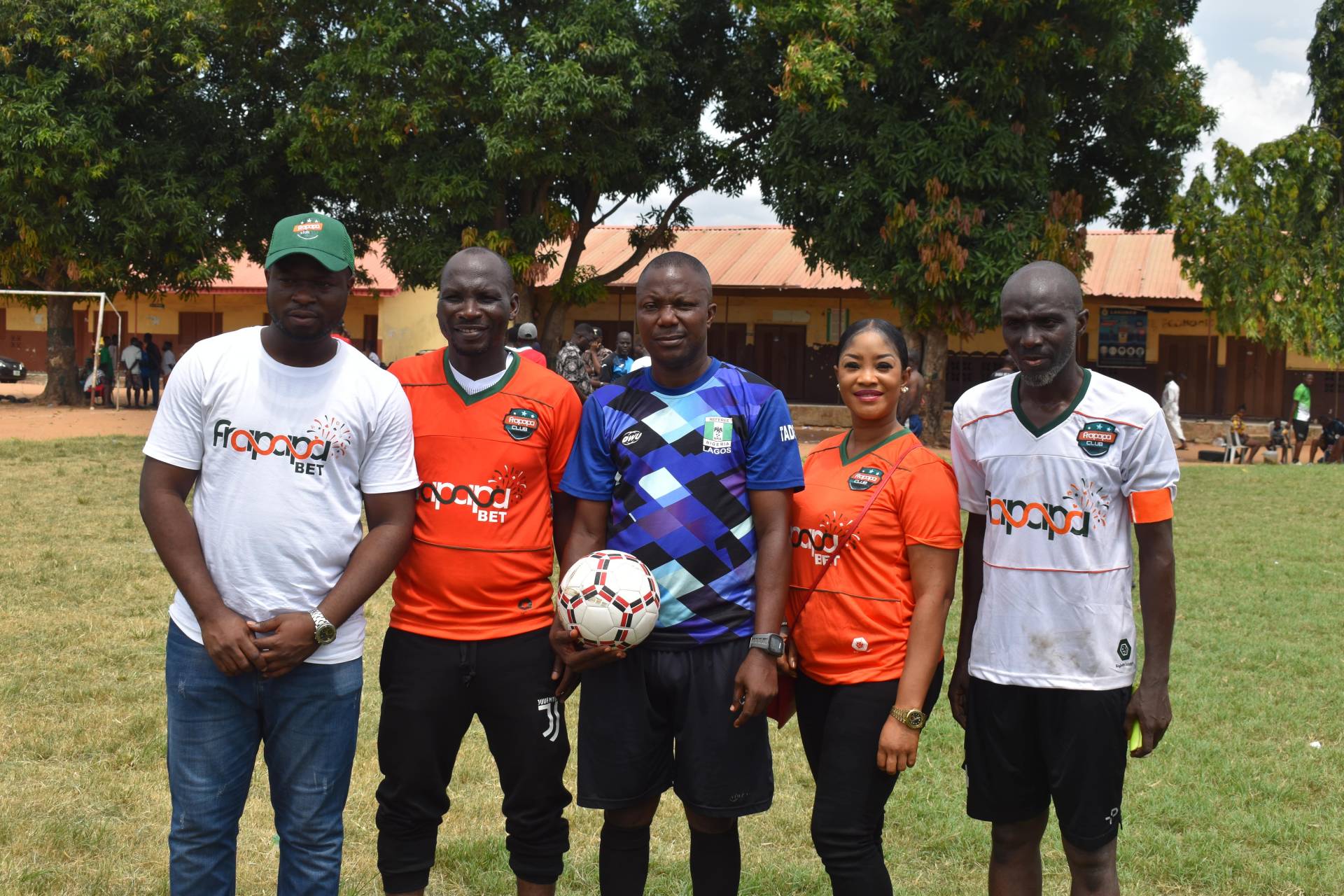 Frapapa officials with the match referee and both teams' captains